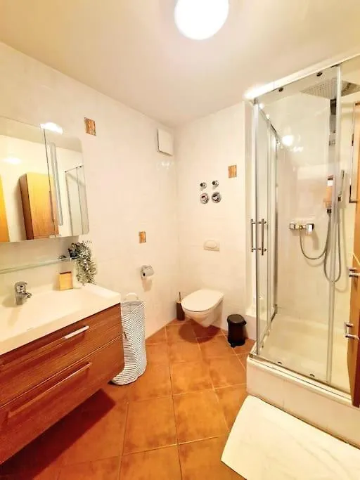 Apartment 1 Bedroom Flat With Balcony&Garden Luxembourg
